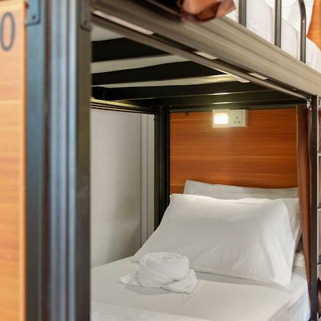 7 Wonders Hostel At Upper Dickson Singapur Exterior foto